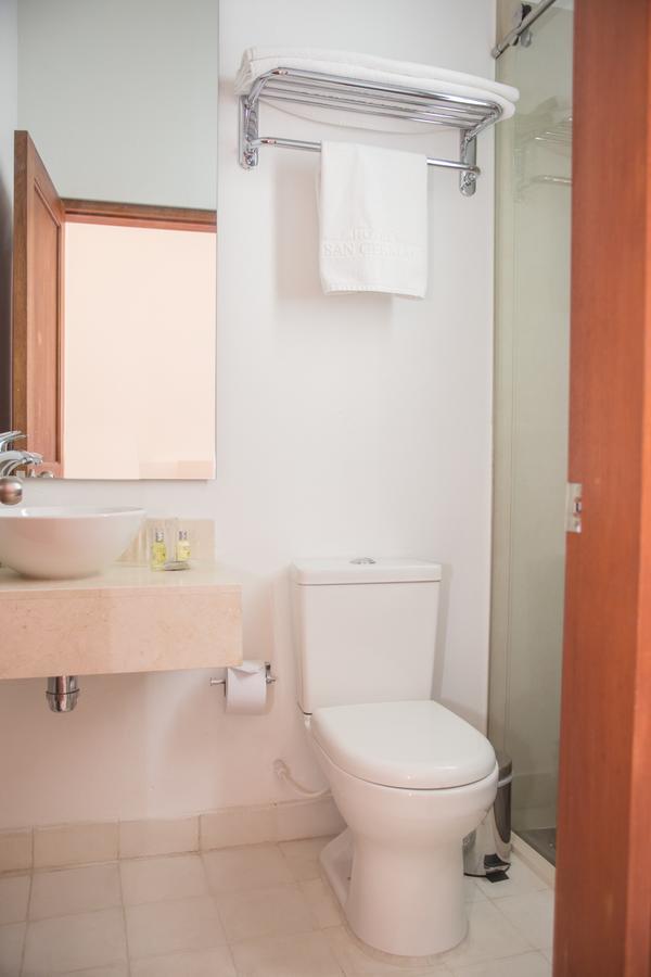 Hotel San German Girardot Oda fotoğraf